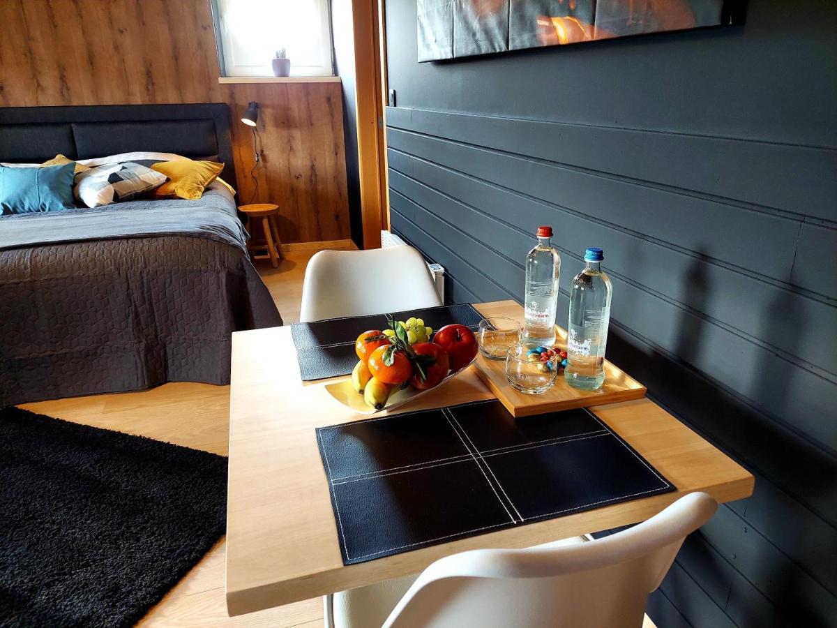 La Chambre D'En Haut La Reid Exteriör bild